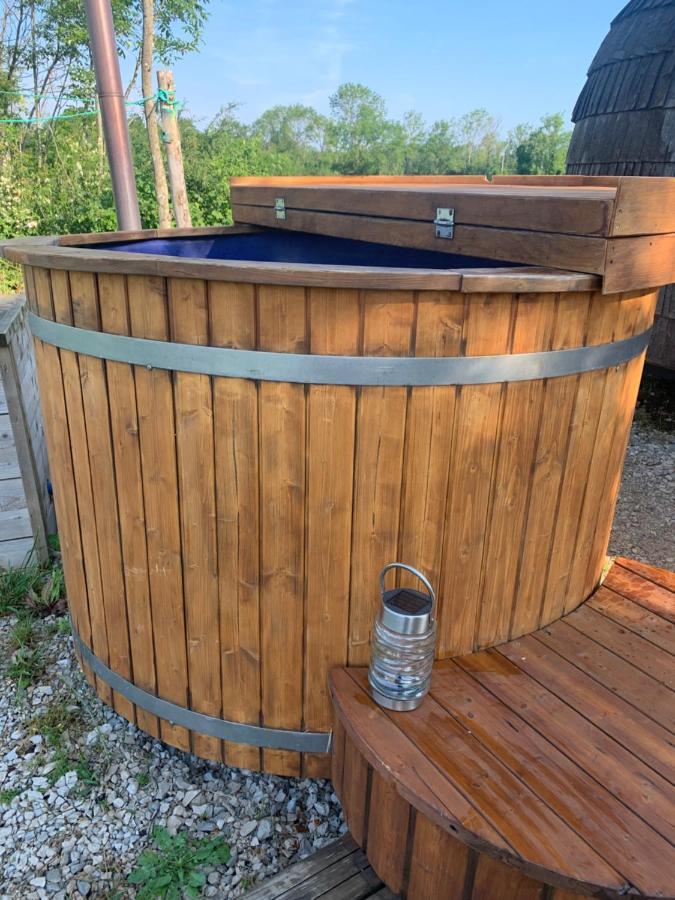 Cabane En Bois Avec Bain Nordique Et Sauna Marigny  Exteriér fotografie